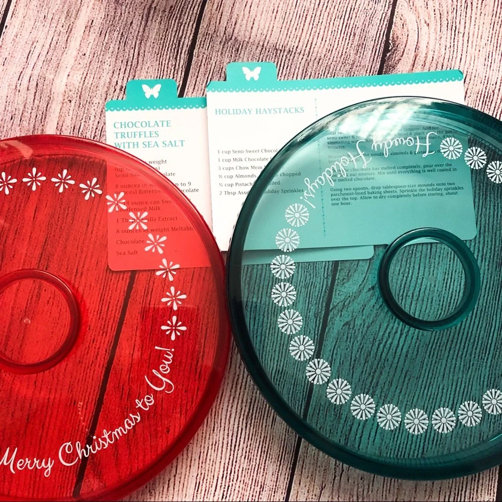 Pioneer Woman Cookie Container and Baking Mitten Set